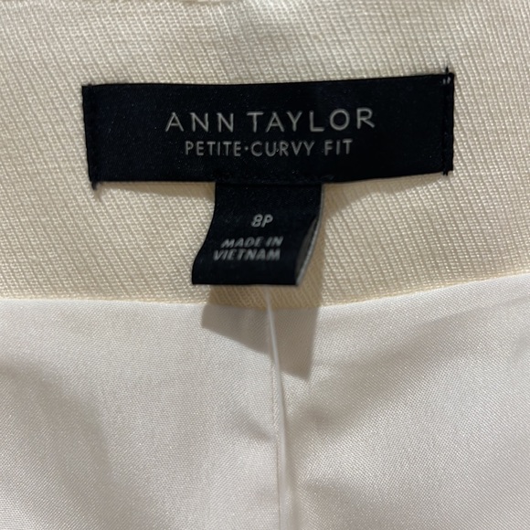 Ann Taylor Ivory pants - Picture 2 of 9